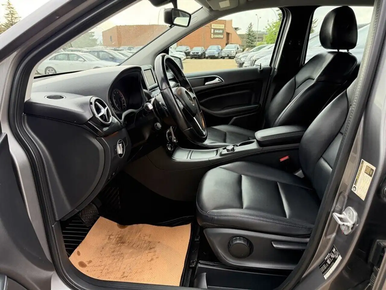 Mercedes-Benz B-Class photo Mercedes-Benz B-Class