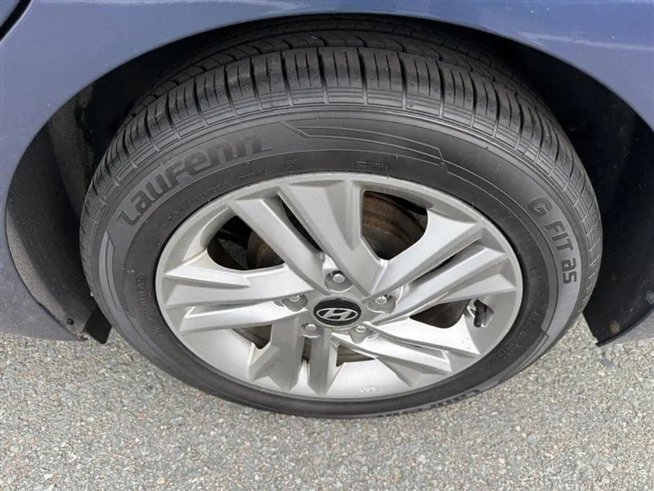Hyundai ELANTRA fotografie Hyundai ELANTRA