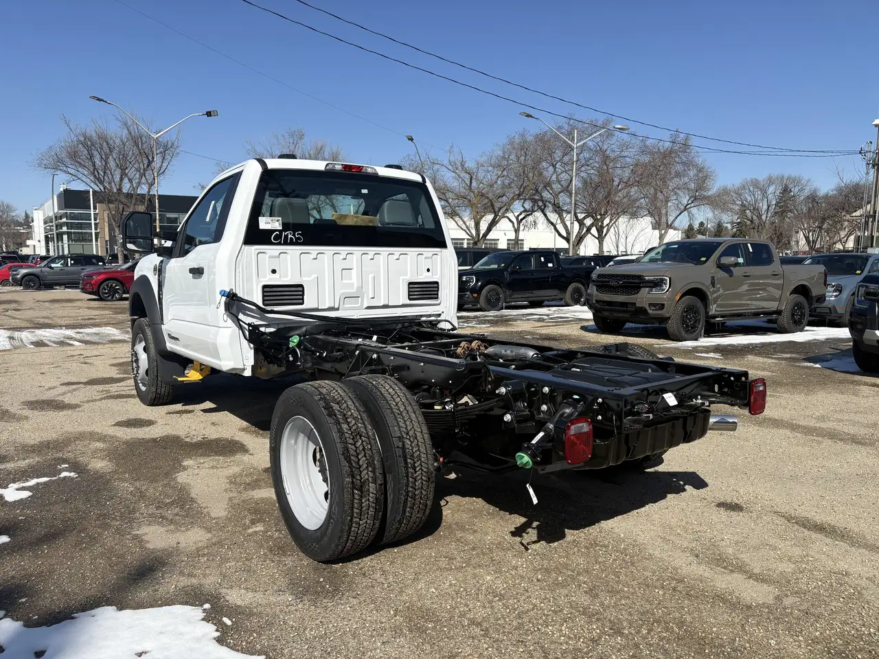 Ford F-550 Super Duty снимка Ford F-550 Super Duty