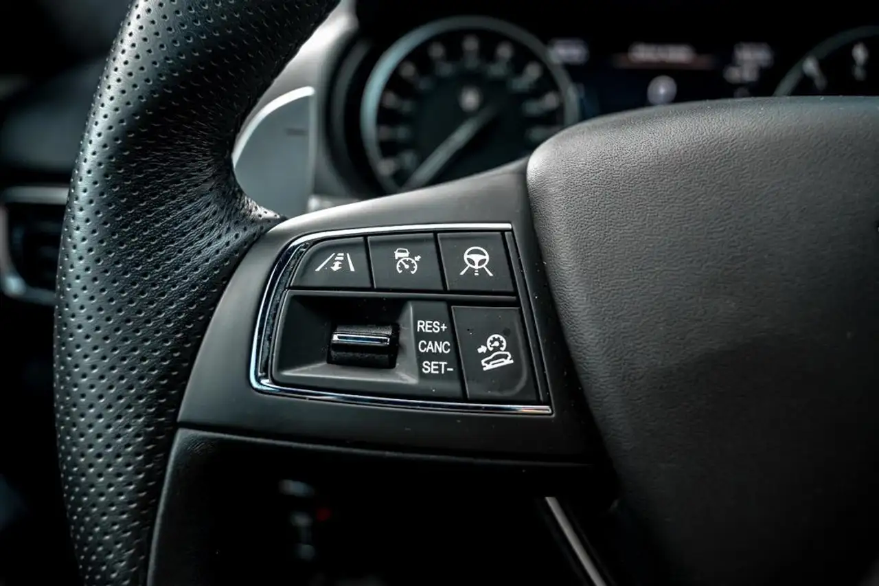 Maserati Levante снимка Maserati Levante