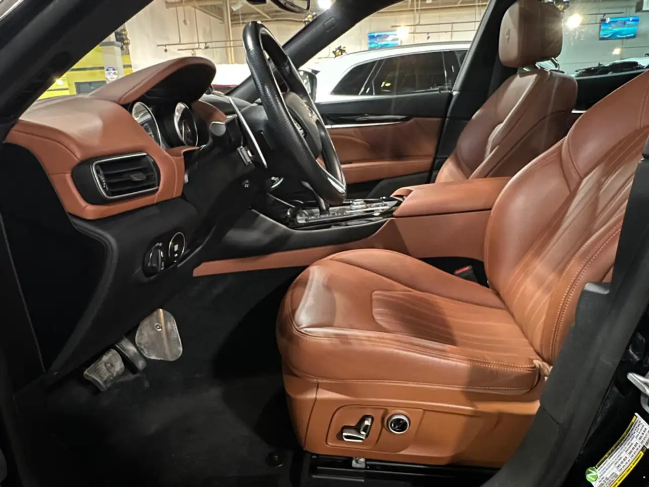 Maserati Levante снимка Maserati Levante