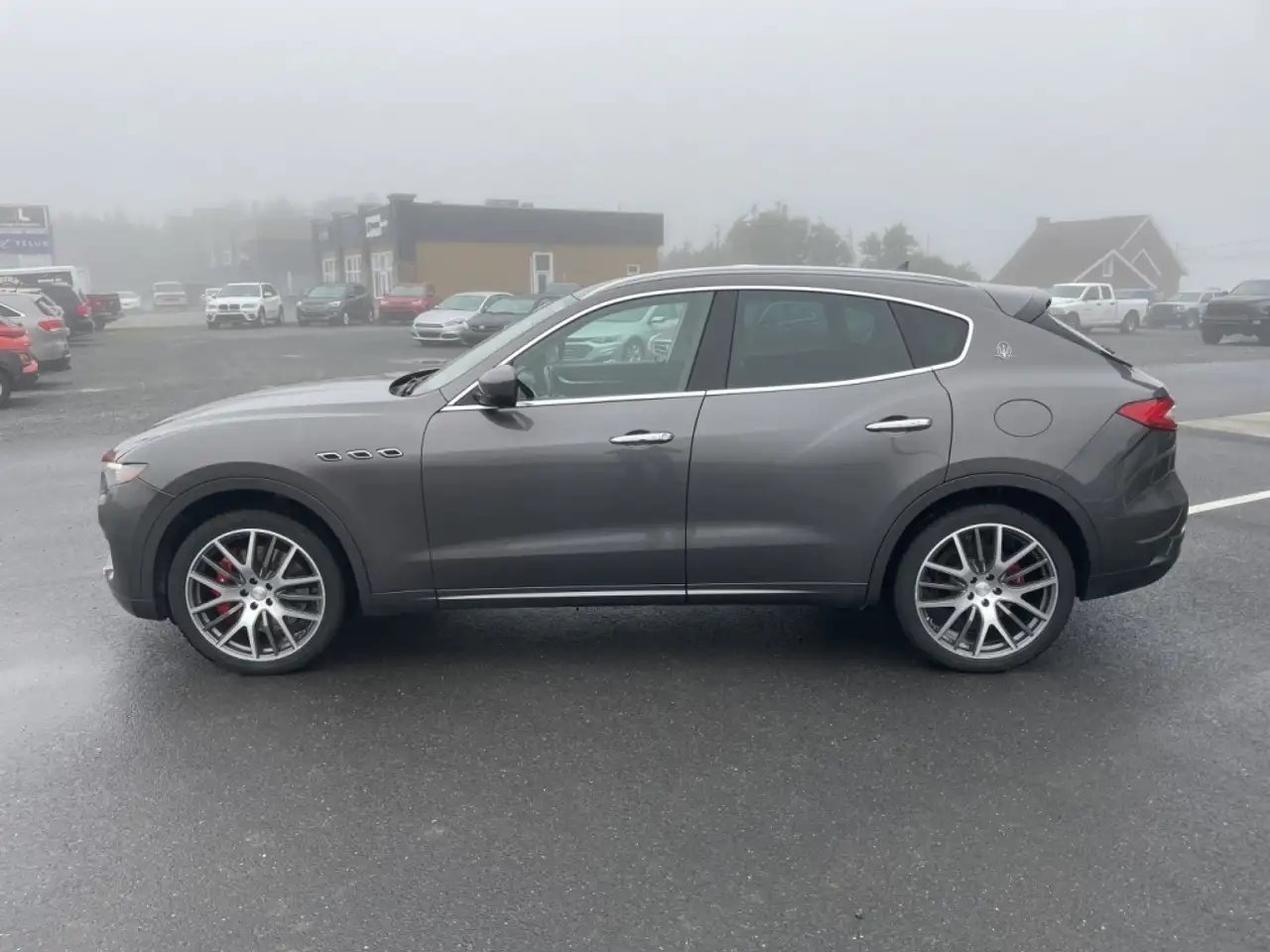 Maserati Levante photo Maserati Levante