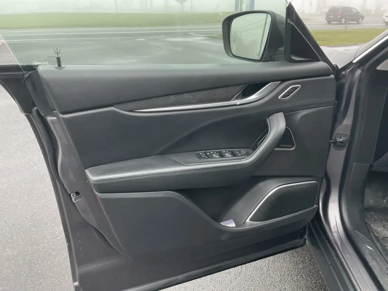 Maserati Levante photo Maserati Levante