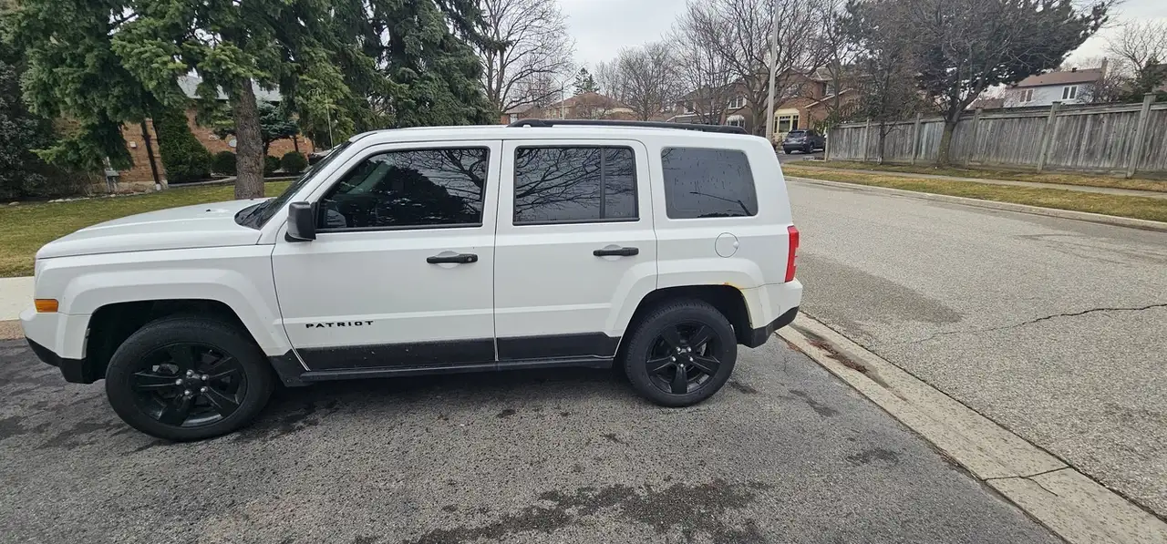 Jeep Patriot снимка Jeep Patriot