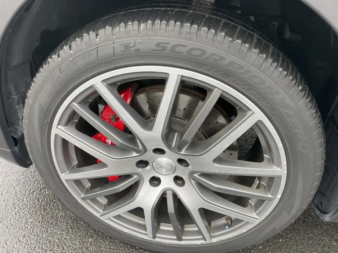 Maserati Levante photo Maserati Levante