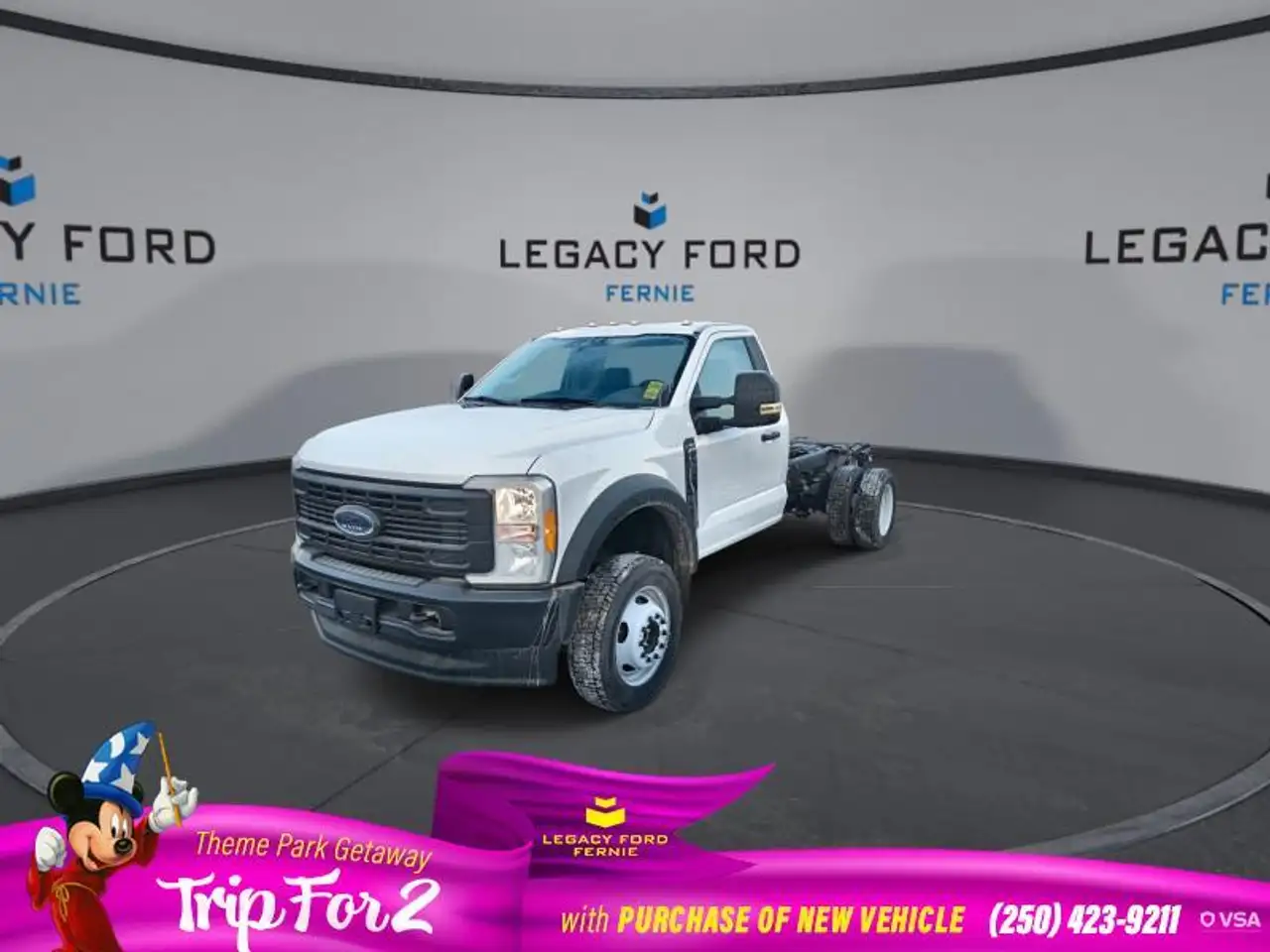 Ford F-550 Super Duty снимка Ford F-550 Super Duty