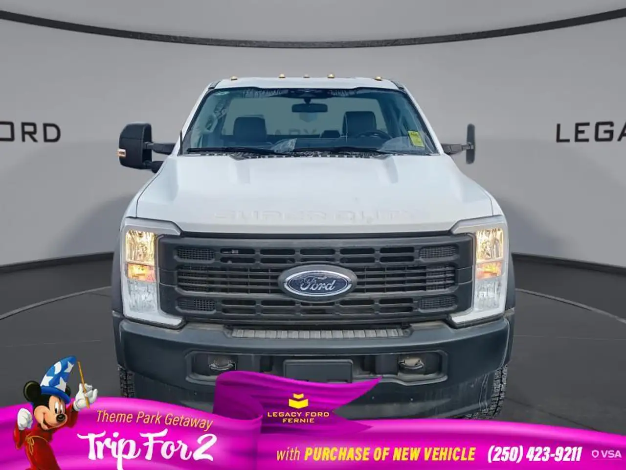Ford F-550 Super Duty снимка Ford F-550 Super Duty