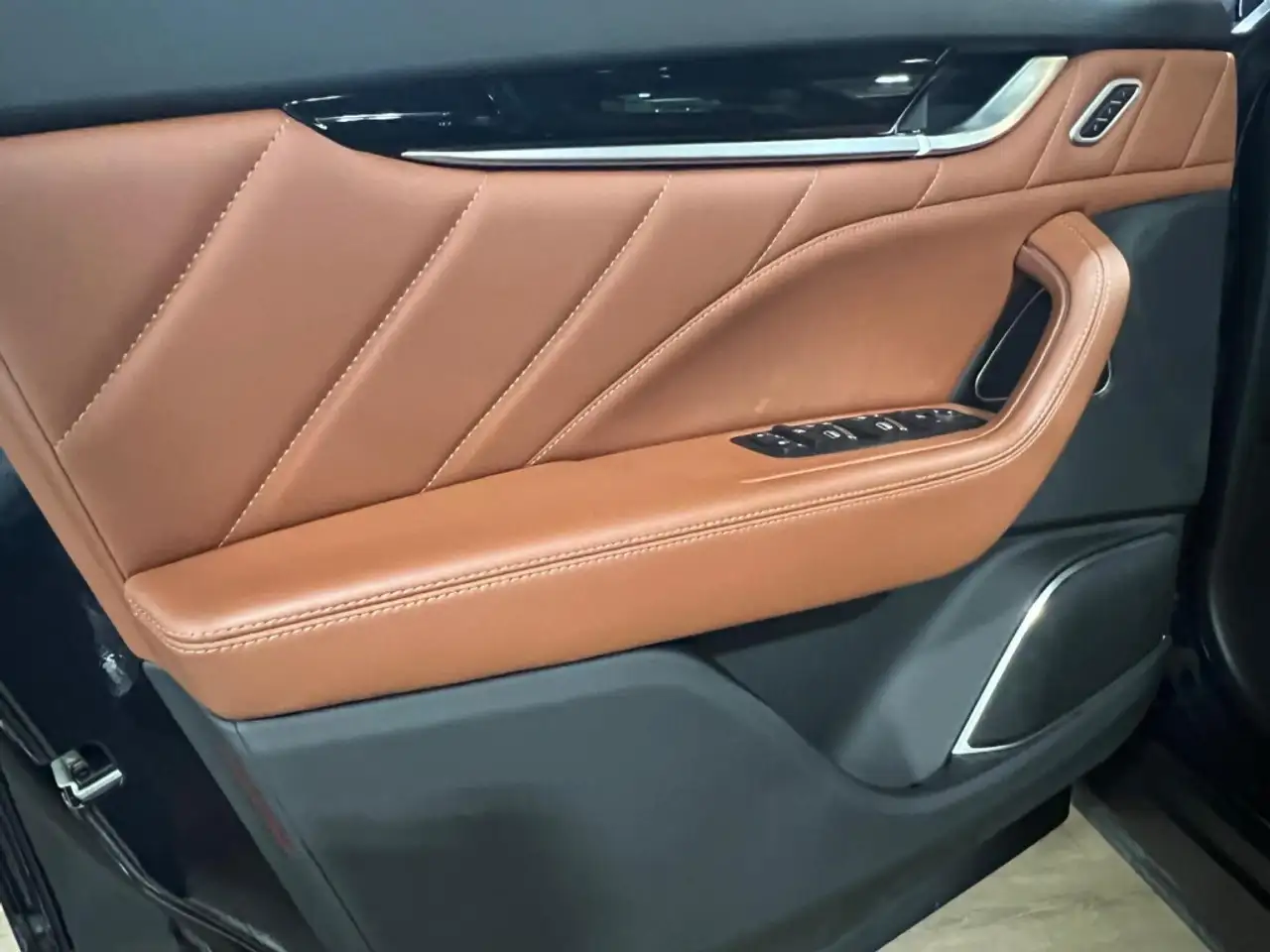 Maserati Levante снимка Maserati Levante