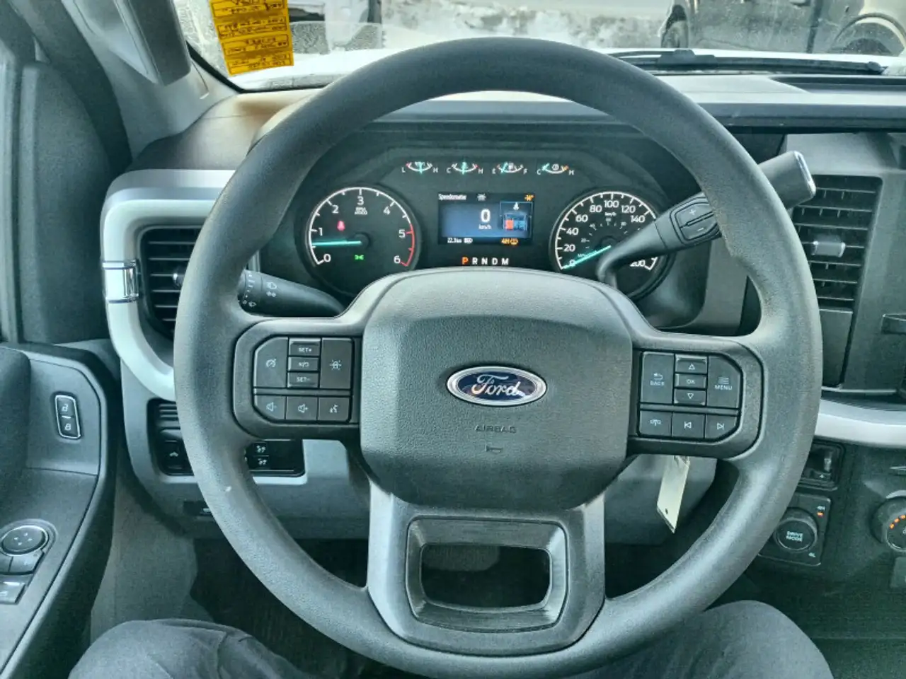 Ford F-550 Super Duty снимка Ford F-550 Super Duty