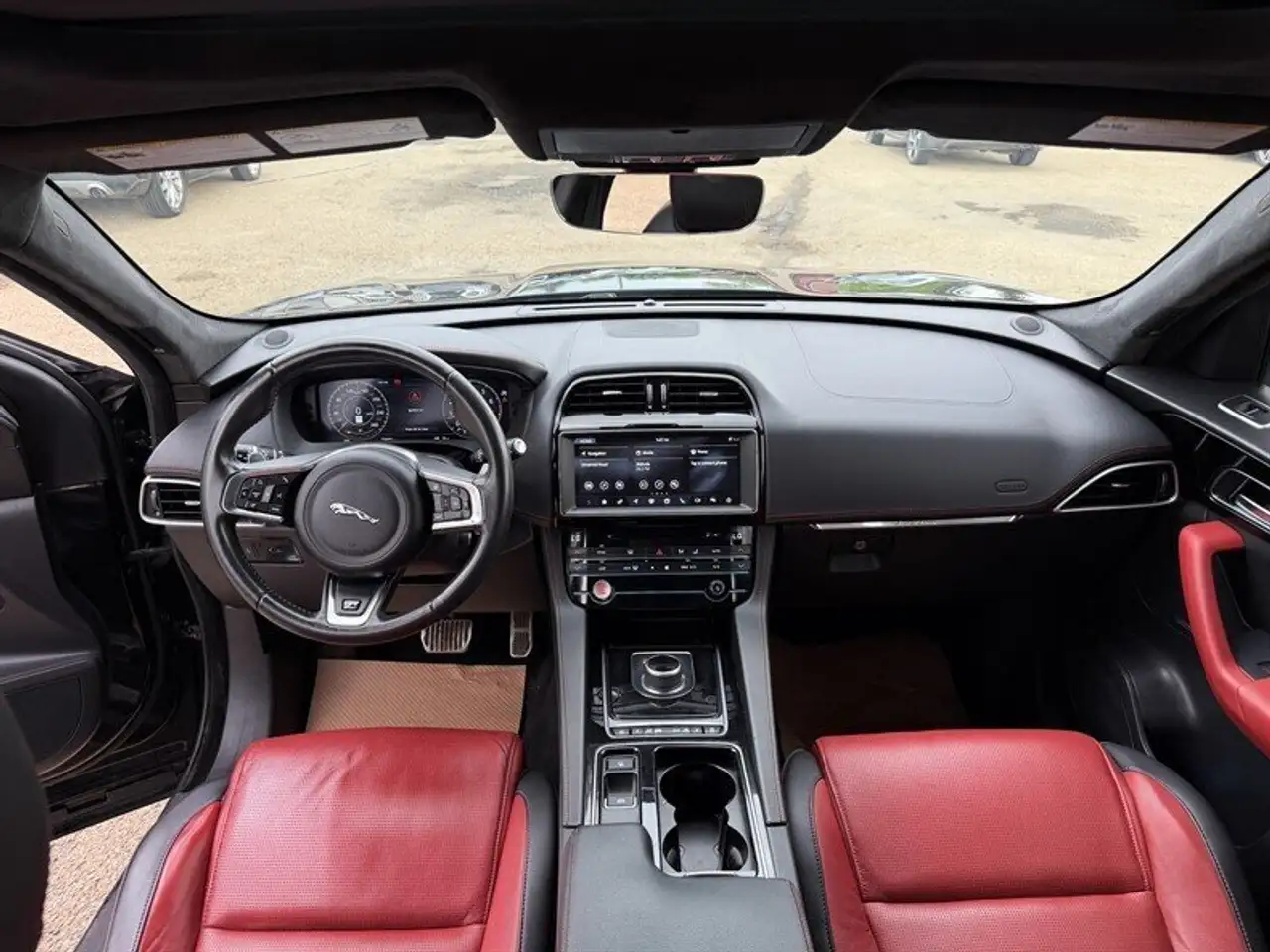 Jaguar F-Pace fotografie Jaguar F-Pace