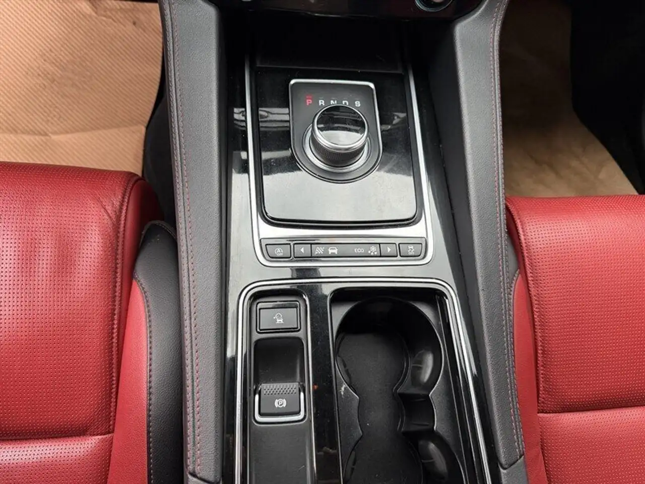 Jaguar F-Pace fotografie Jaguar F-Pace