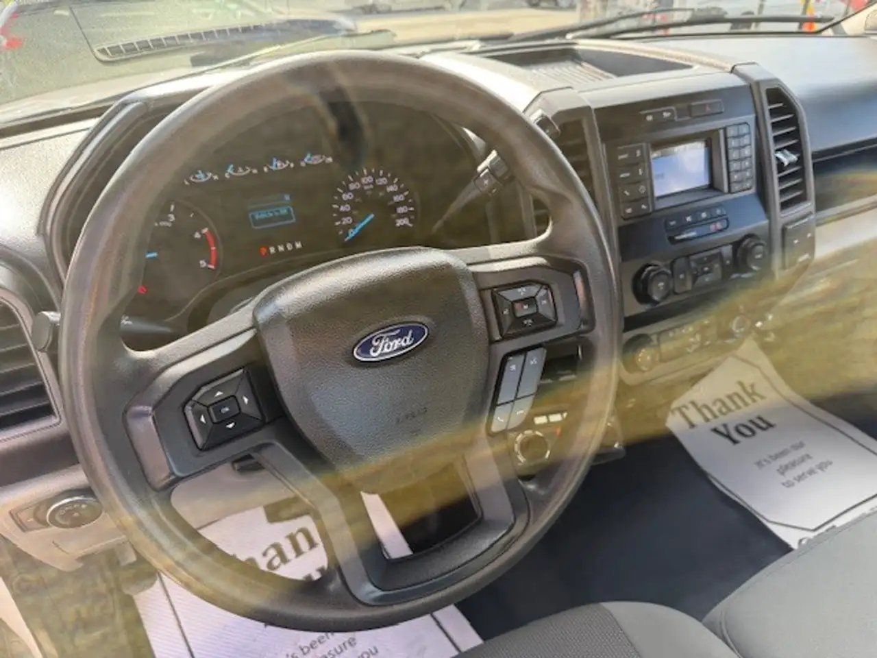 Ford F-550 Super Duty снимка Ford F-550 Super Duty