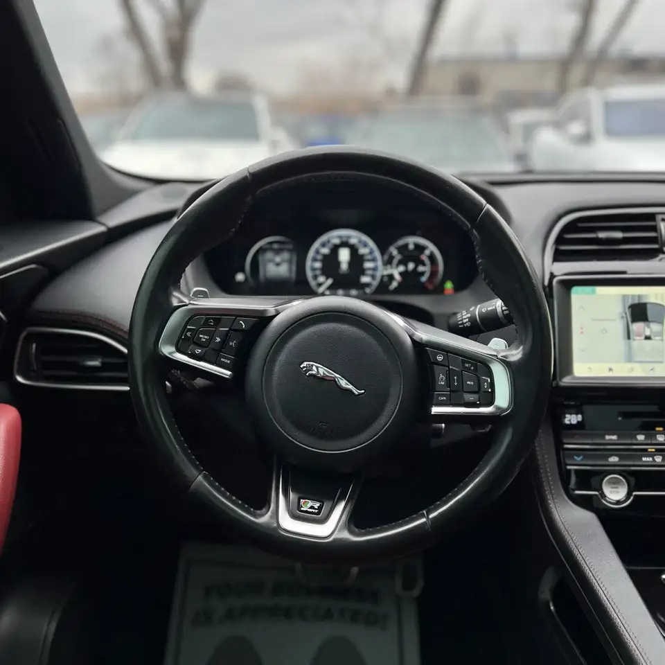Jaguar F-Pace fotografie Jaguar F-Pace