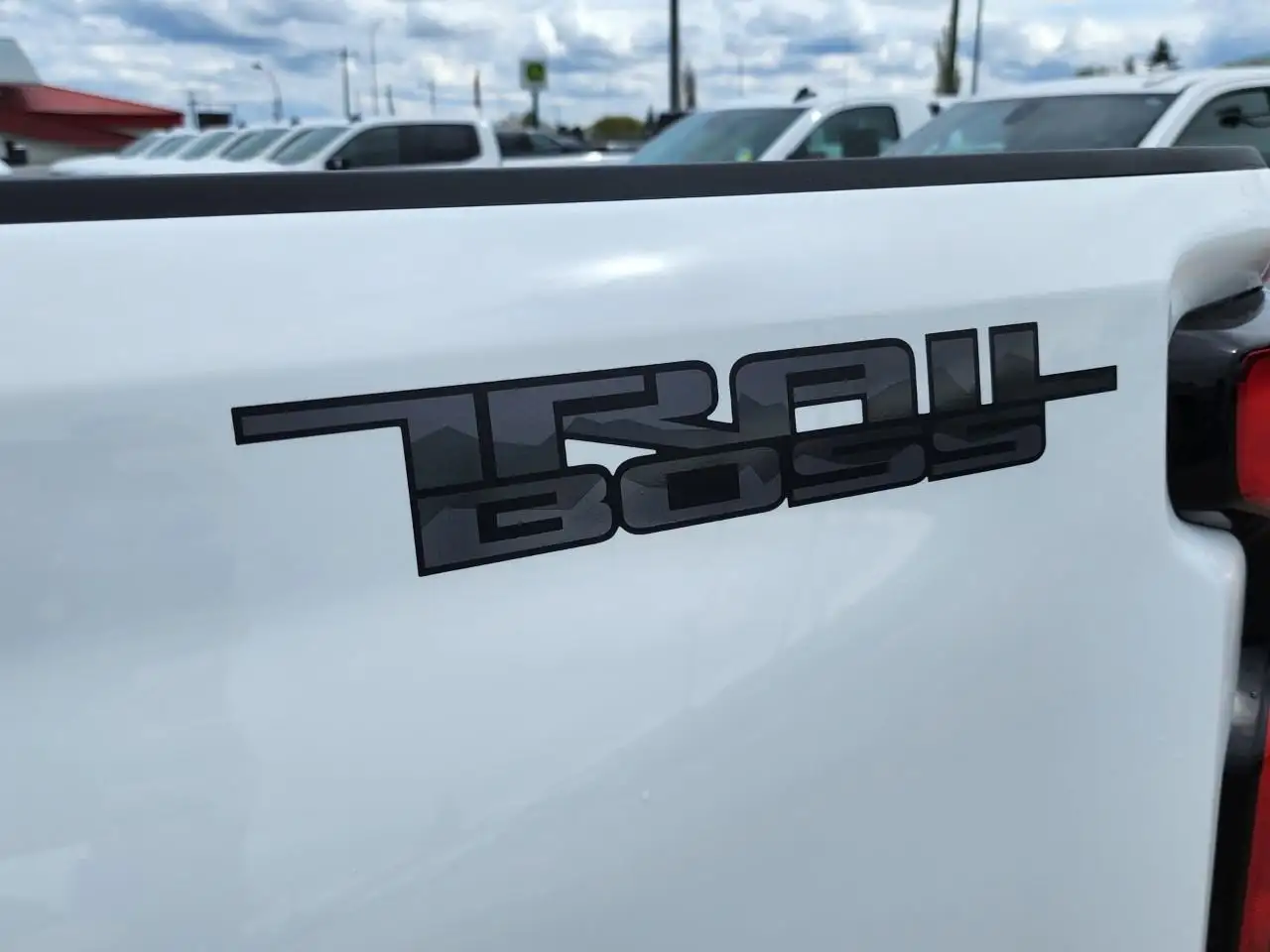 Chevrolet Silverado 3500 photo Chevrolet Silverado 3500