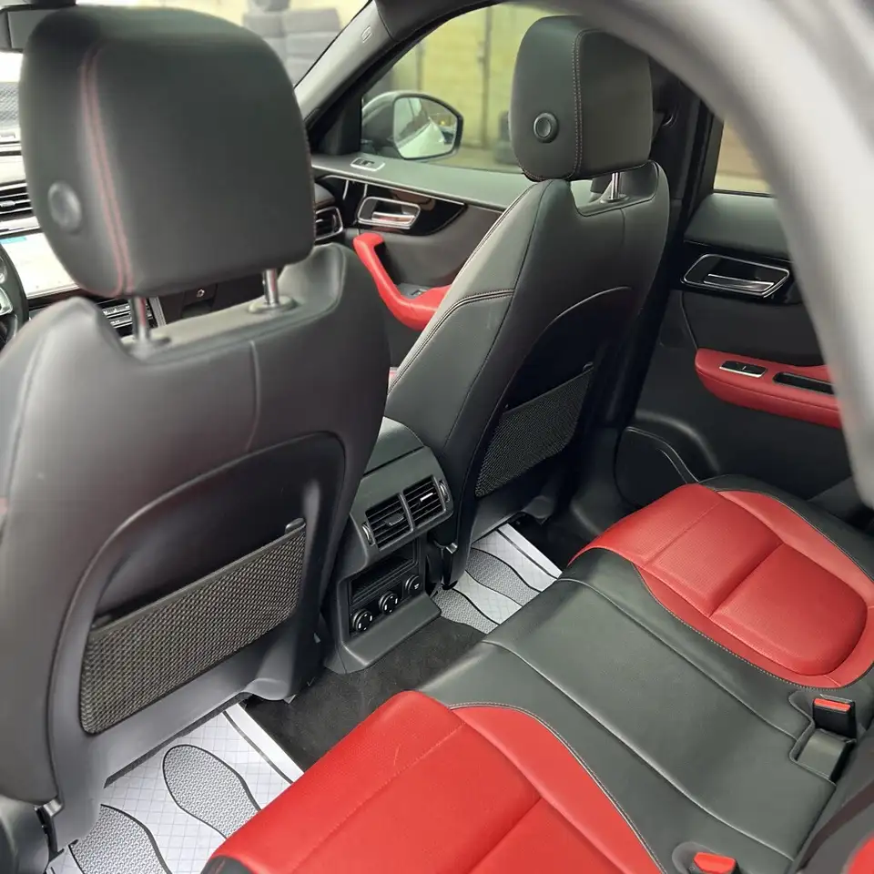 Jaguar F-Pace fotografie Jaguar F-Pace