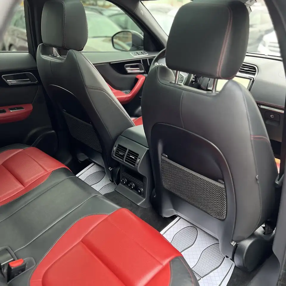 Jaguar F-Pace fotografie Jaguar F-Pace