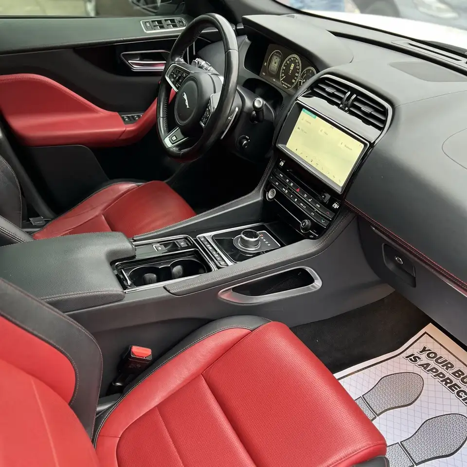 Jaguar F-Pace fotografie Jaguar F-Pace