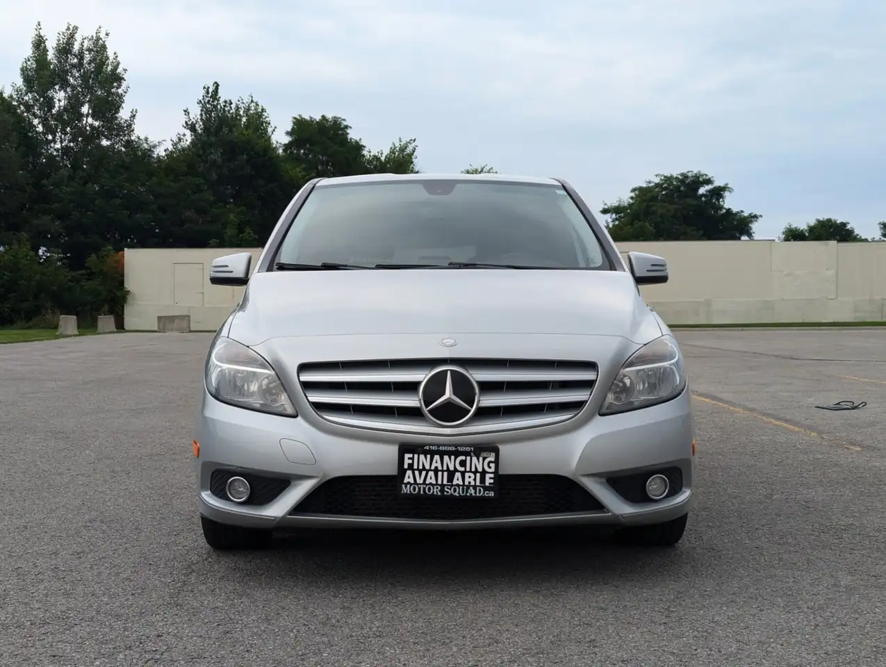 Mercedes-Benz B-Class снимка Mercedes-Benz B-Class