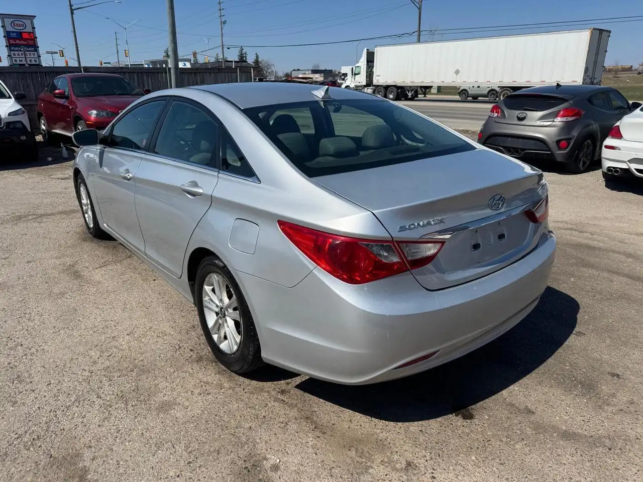 Hyundai SONATA photo Hyundai SONATA