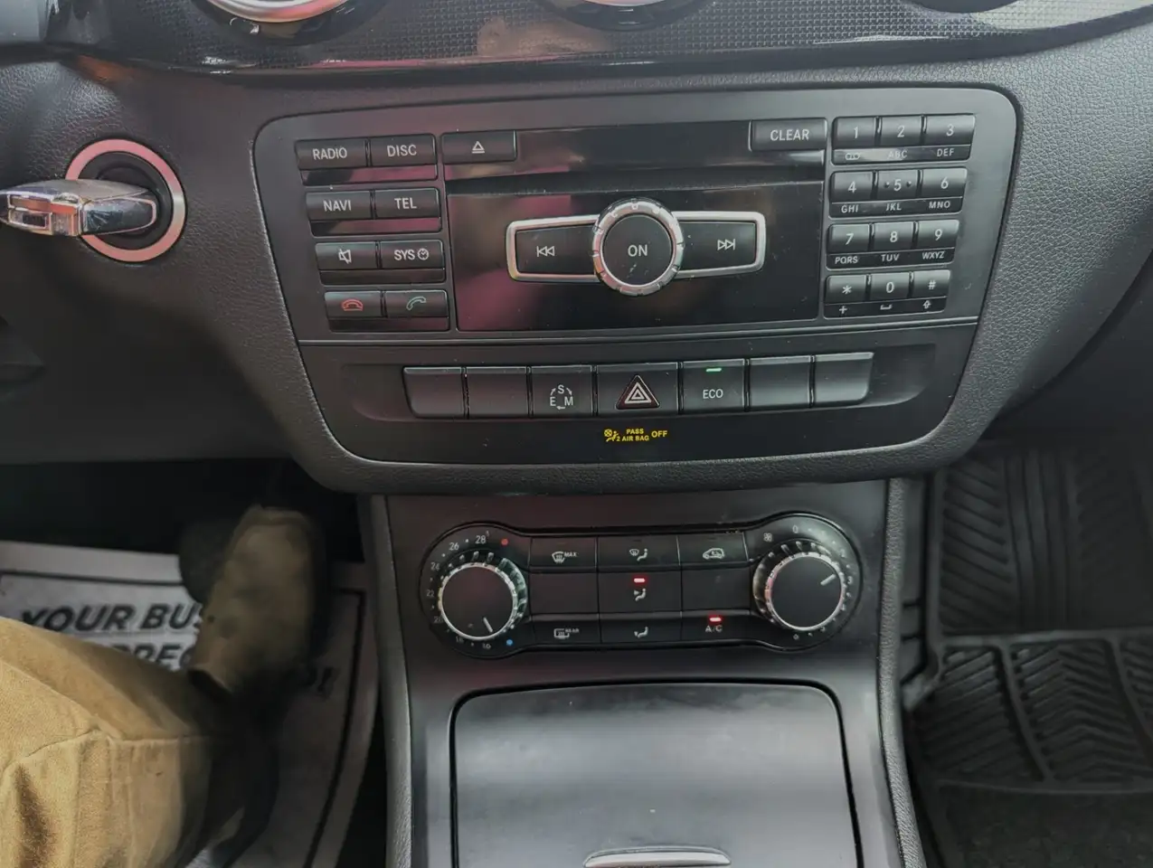 Mercedes-Benz B-Class снимка Mercedes-Benz B-Class