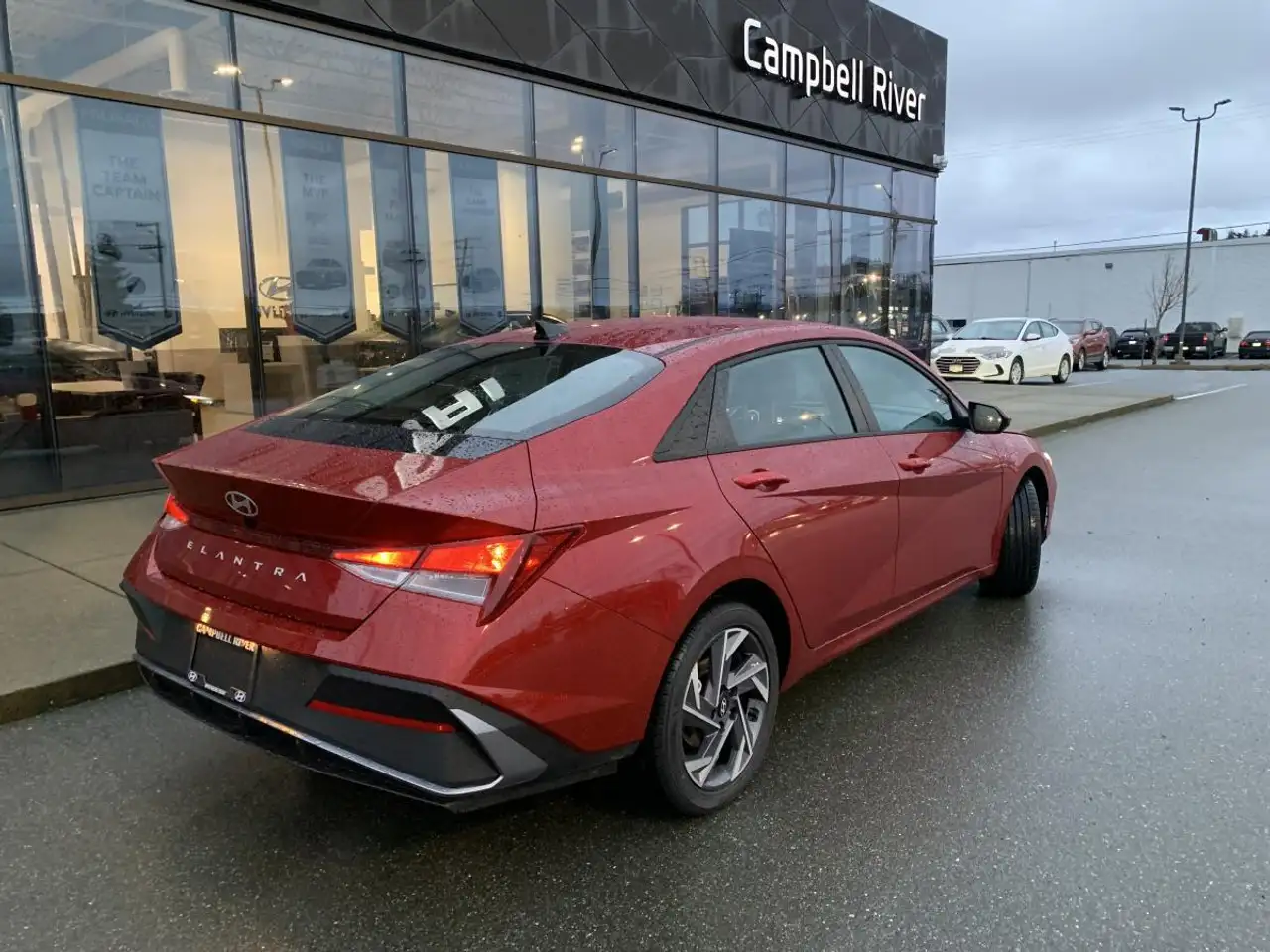 Hyundai ELANTRA fotografie Hyundai ELANTRA