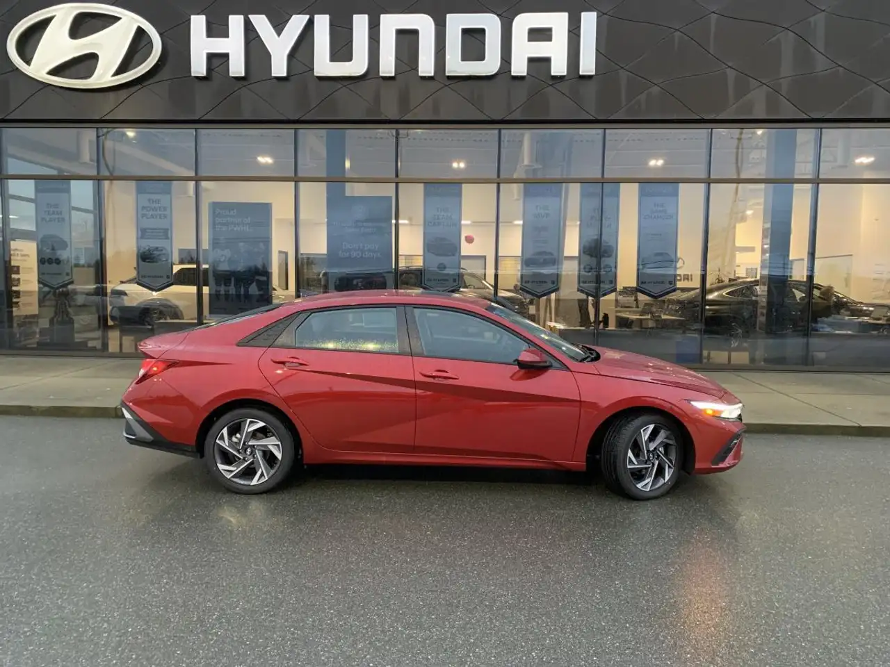 Hyundai ELANTRA fotografie Hyundai ELANTRA