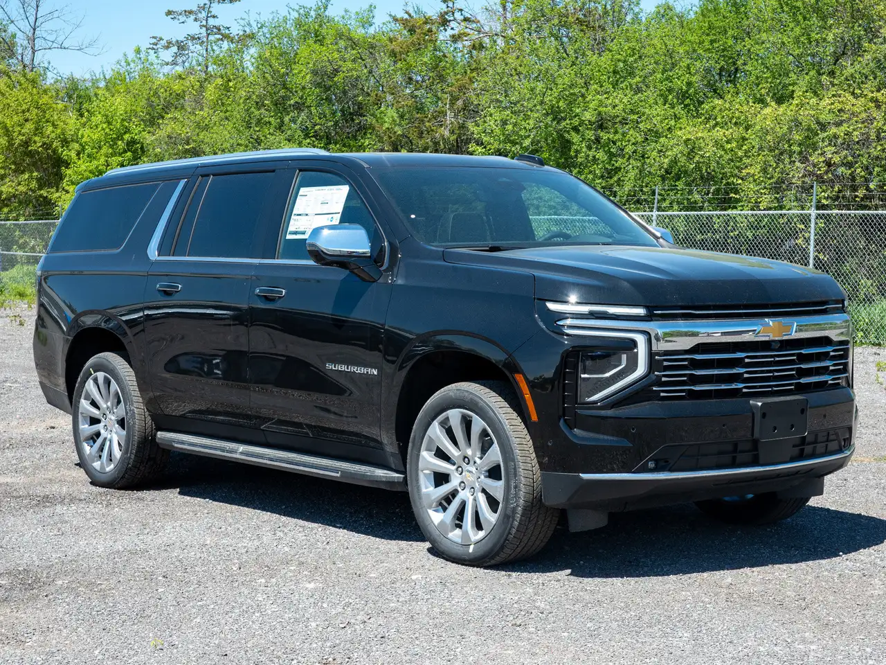 Chevrolet Suburban снимка Chevrolet Suburban