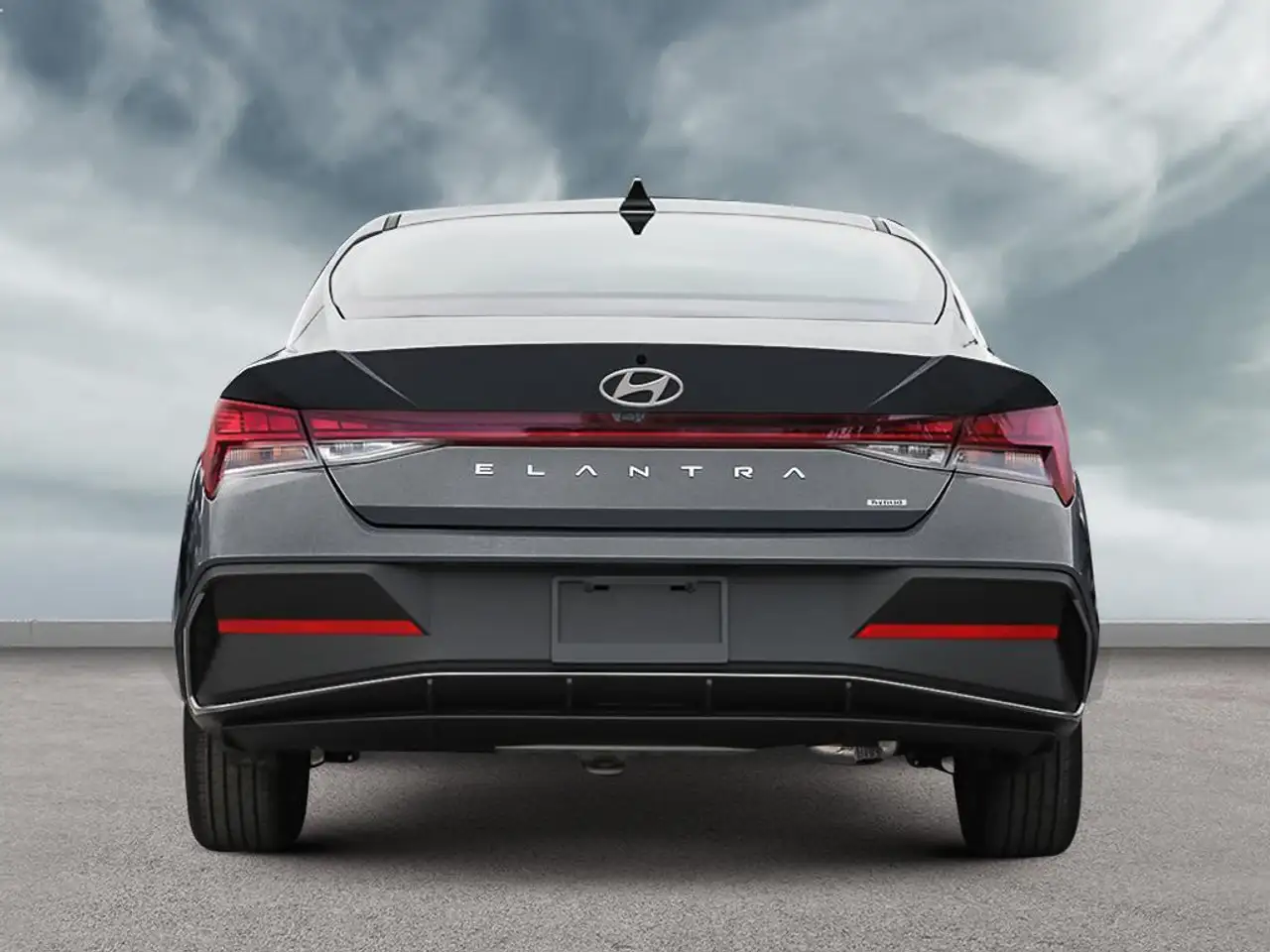 Hyundai ELANTRA photo Hyundai ELANTRA
