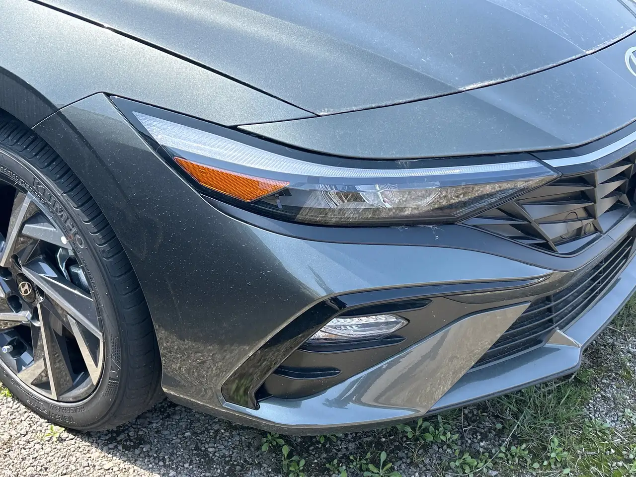 Hyundai ELANTRA снимка Hyundai ELANTRA
