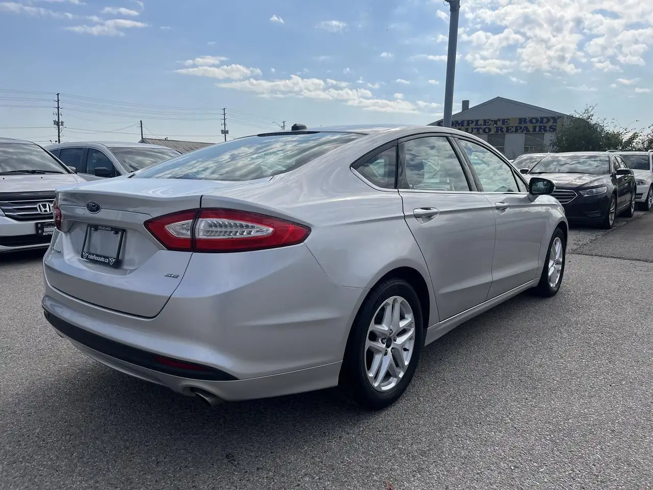 Ford Fusion photo Ford Fusion