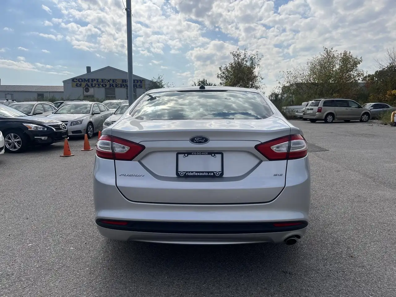 Ford Fusion photo Ford Fusion