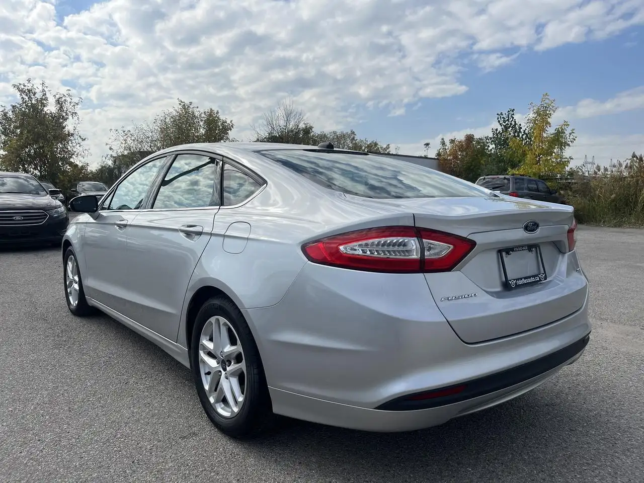 Ford Fusion photo Ford Fusion