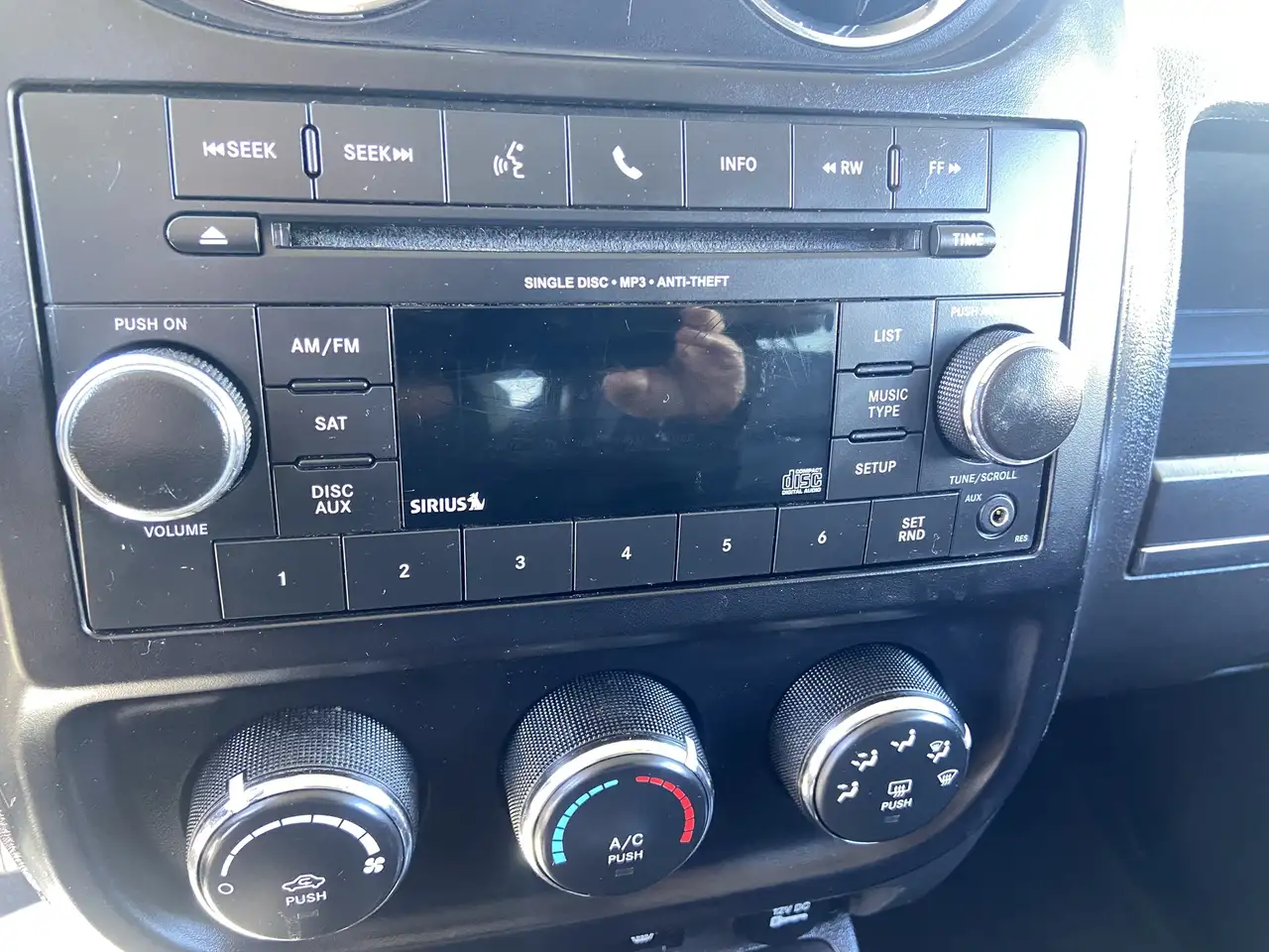Jeep Patriot photo Jeep Patriot