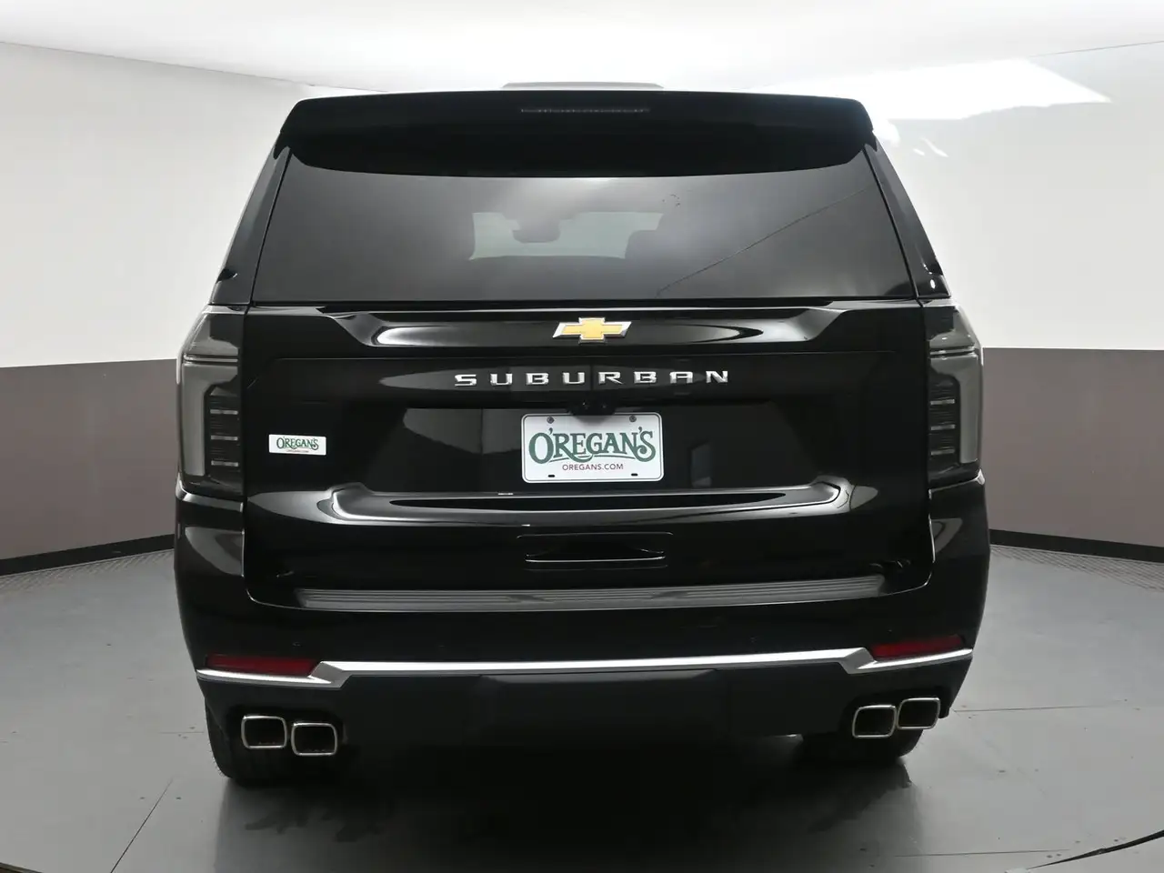 Chevrolet Suburban снимка Chevrolet Suburban