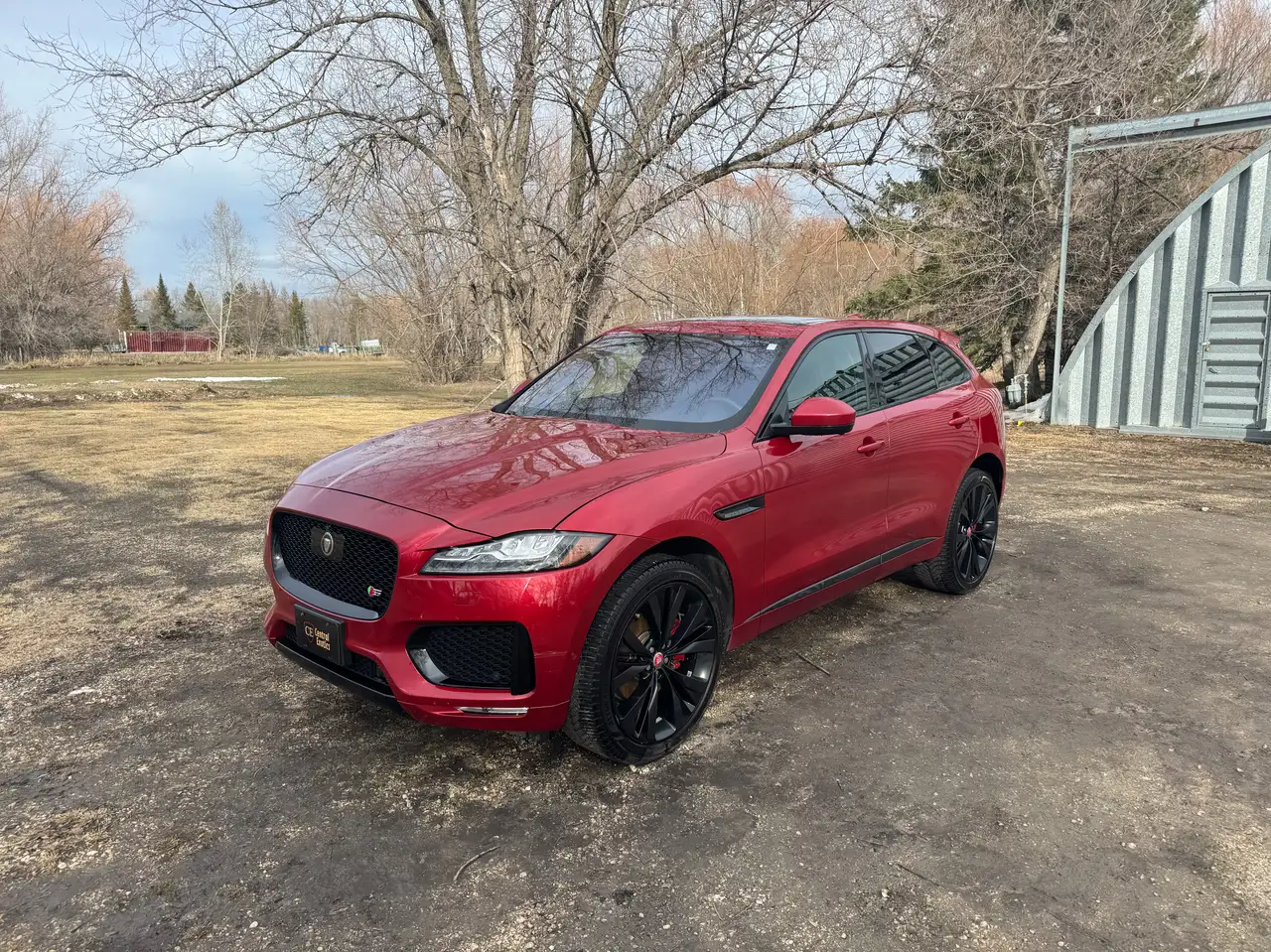 Jaguar F-Pace photo Jaguar F-Pace
