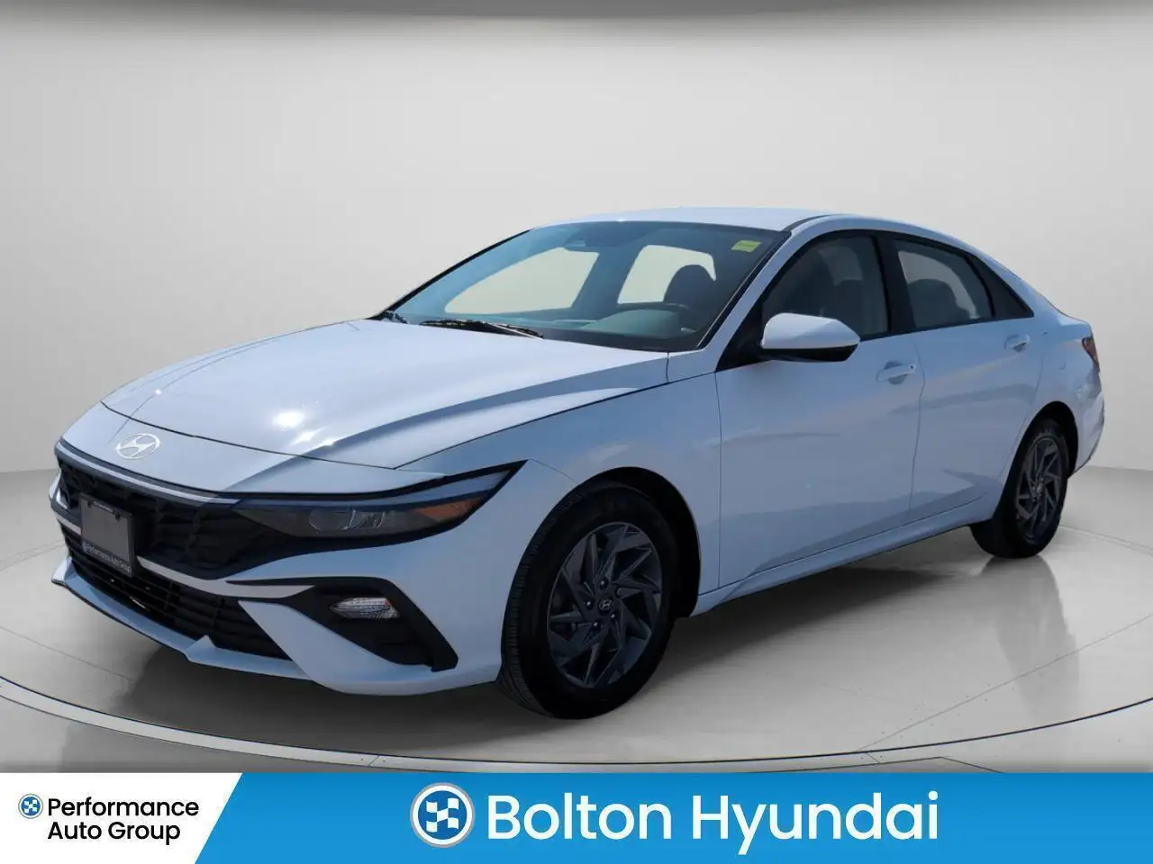 Hyundai ELANTRA fotografie Hyundai ELANTRA