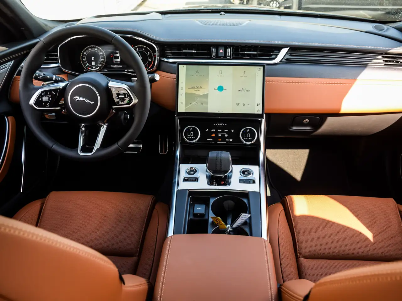 Jaguar XF fotografie Jaguar XF
