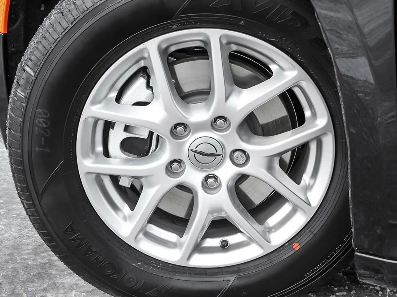 Chrysler Grand Caravan photo Chrysler Grand Caravan