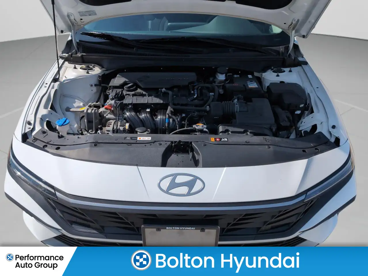 Hyundai ELANTRA fotografie Hyundai ELANTRA