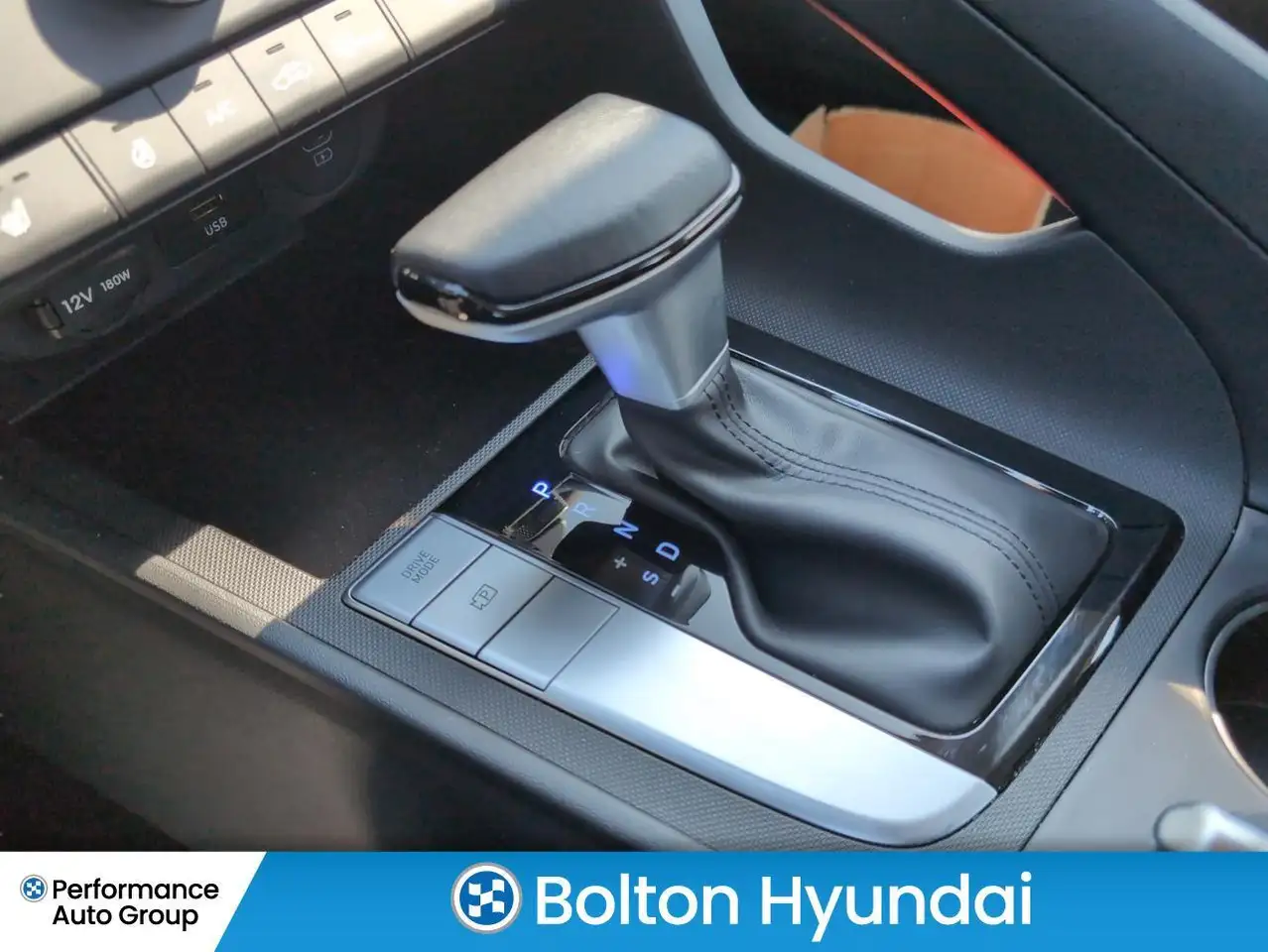 Hyundai ELANTRA fotografie Hyundai ELANTRA