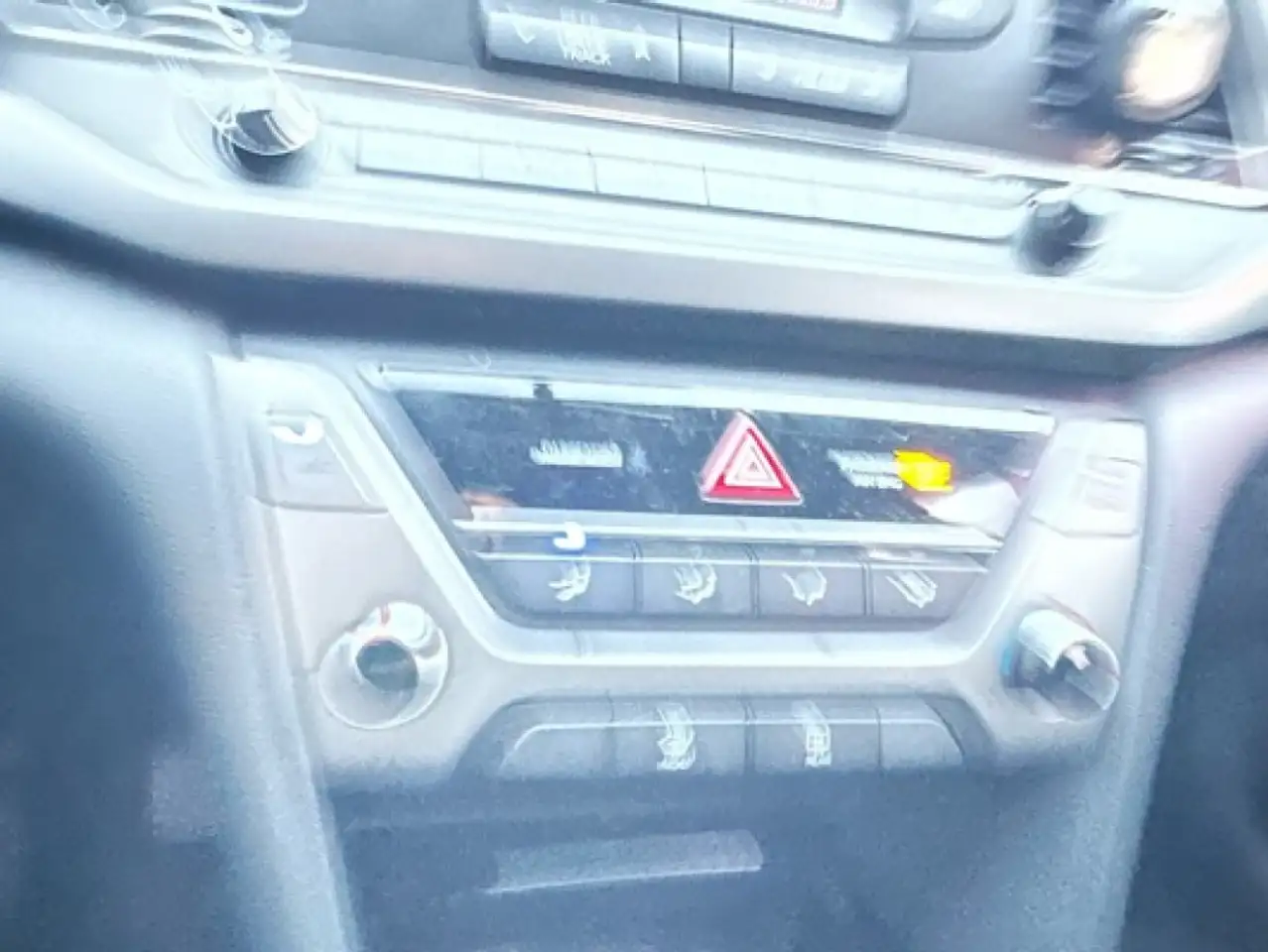 Hyundai ELANTRA снимка Hyundai ELANTRA