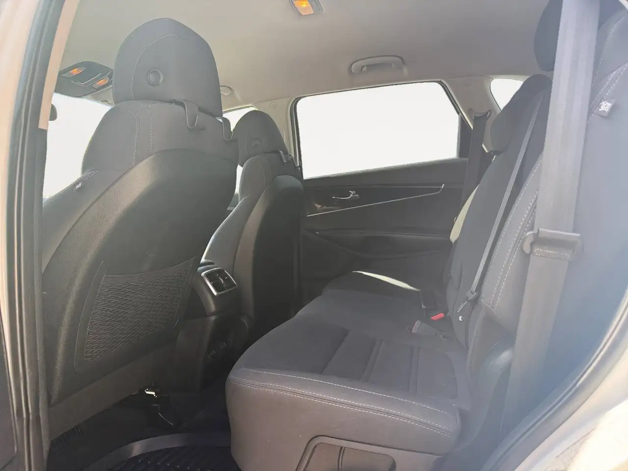 Kia Sorento photo Kia Sorento