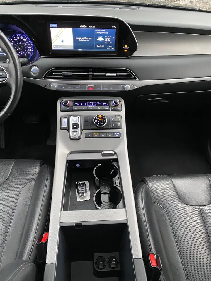 Hyundai PALISADE снимка Hyundai PALISADE