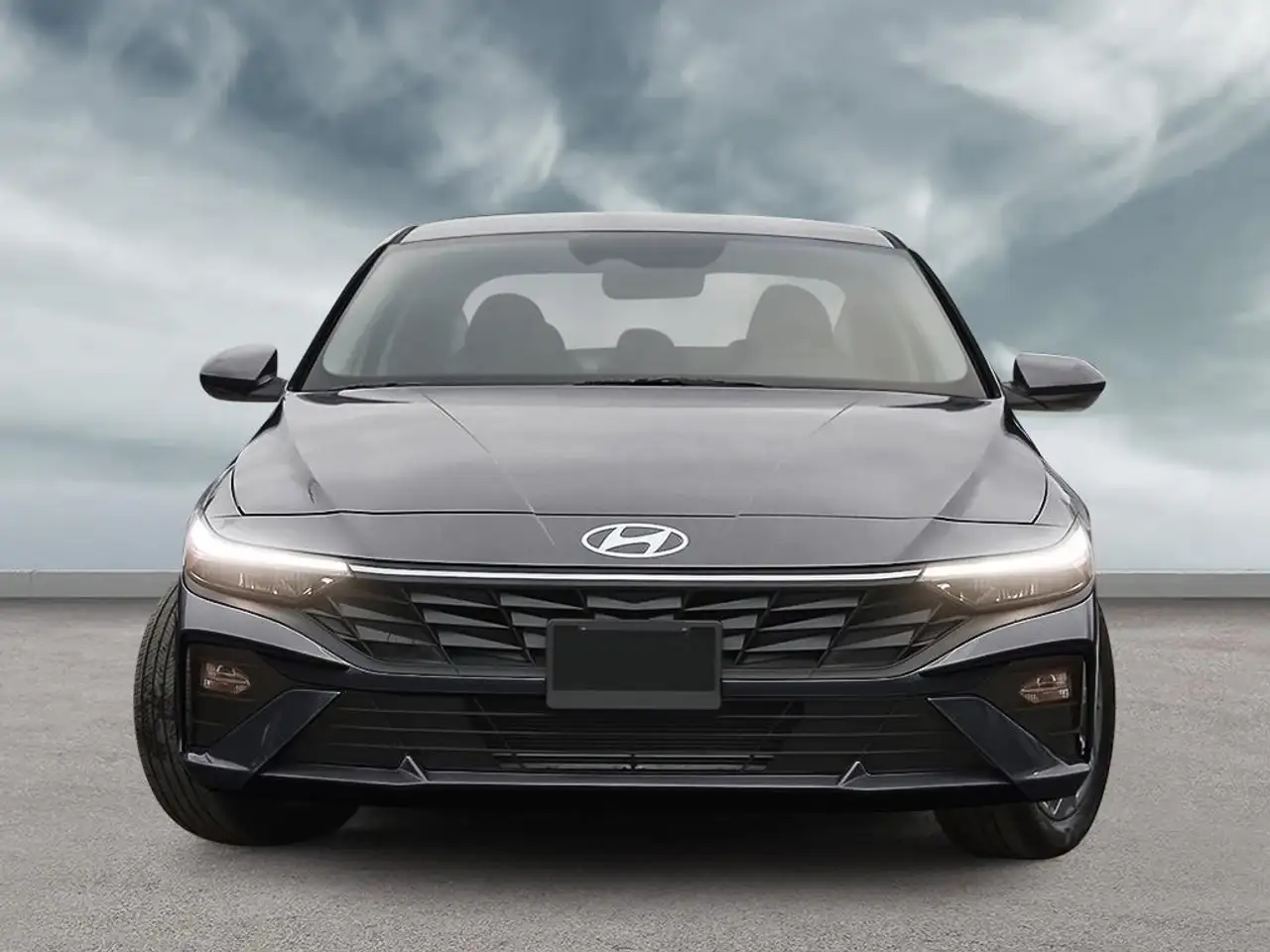 Hyundai ELANTRA photo Hyundai ELANTRA