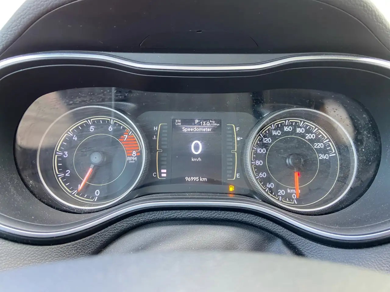 Jeep Cherokee снимка Jeep Cherokee