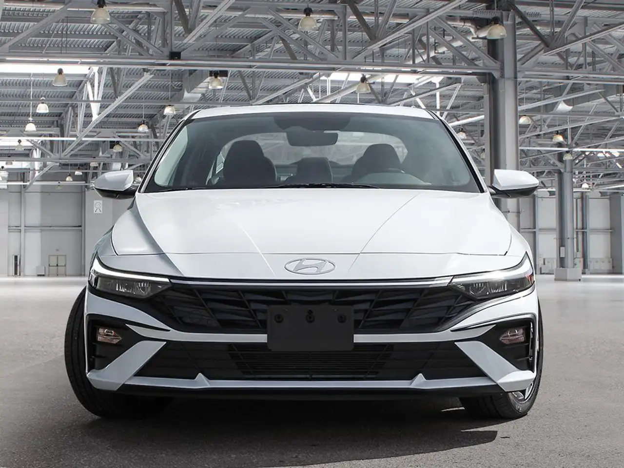 Hyundai ELANTRA fotografie Hyundai ELANTRA