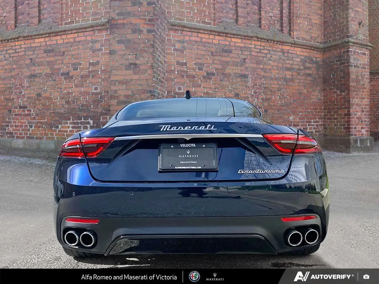 Maserati GranTurismo снимка Maserati GranTurismo