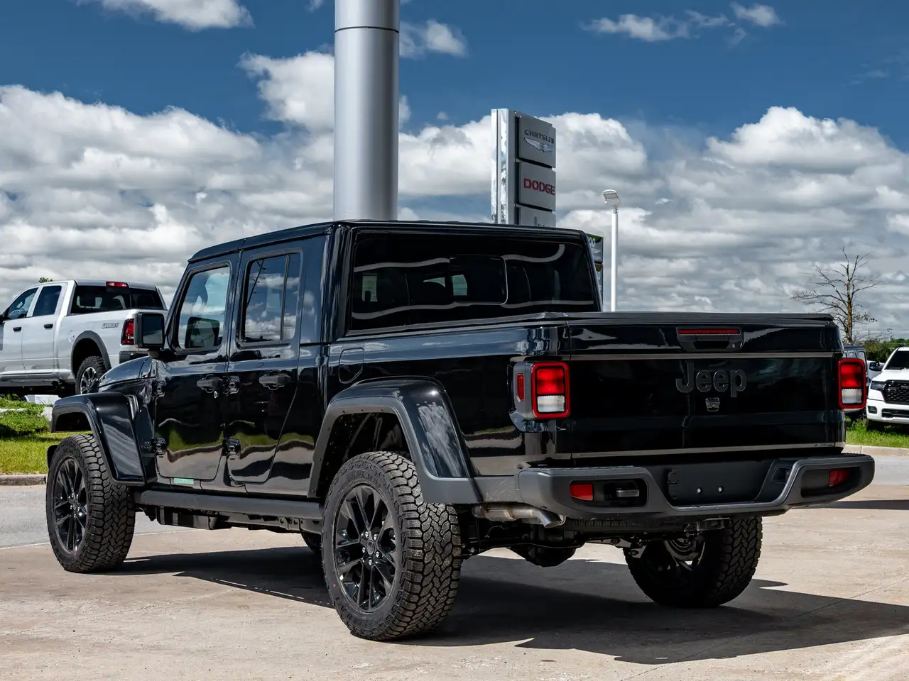Jeep Gladiator снимка Jeep Gladiator
