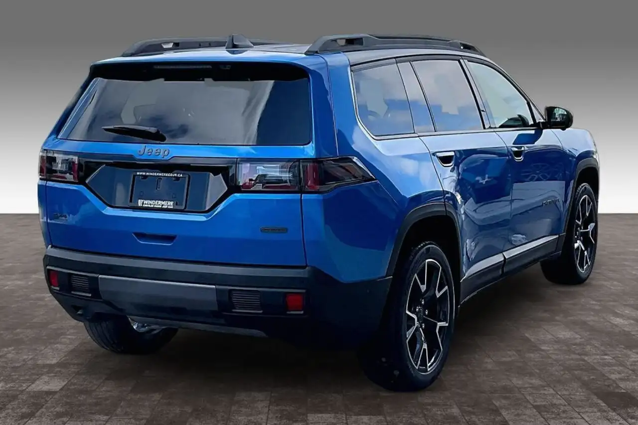 Jeep Cherokee снимка Jeep Cherokee