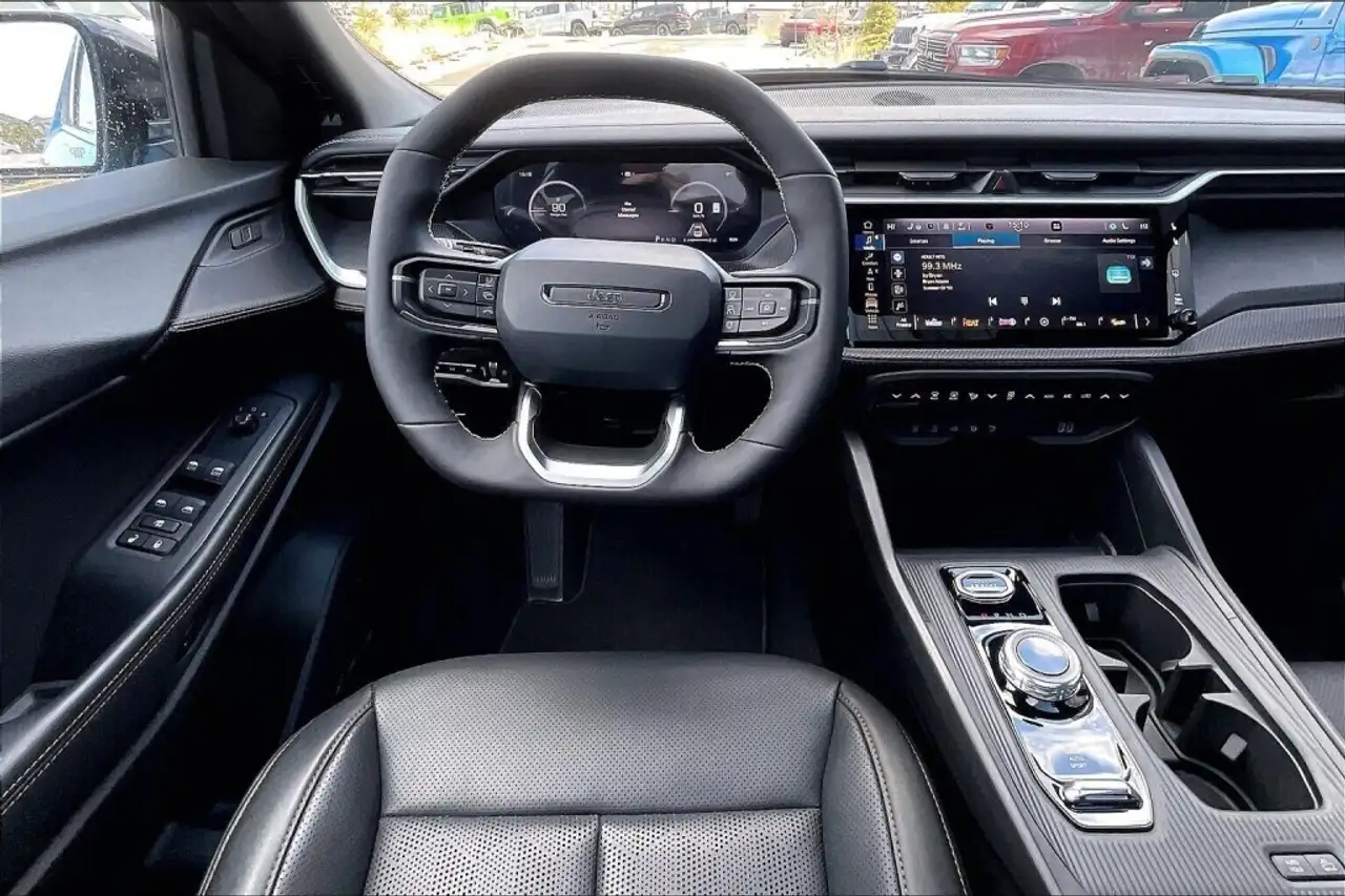Jeep Cherokee снимка Jeep Cherokee